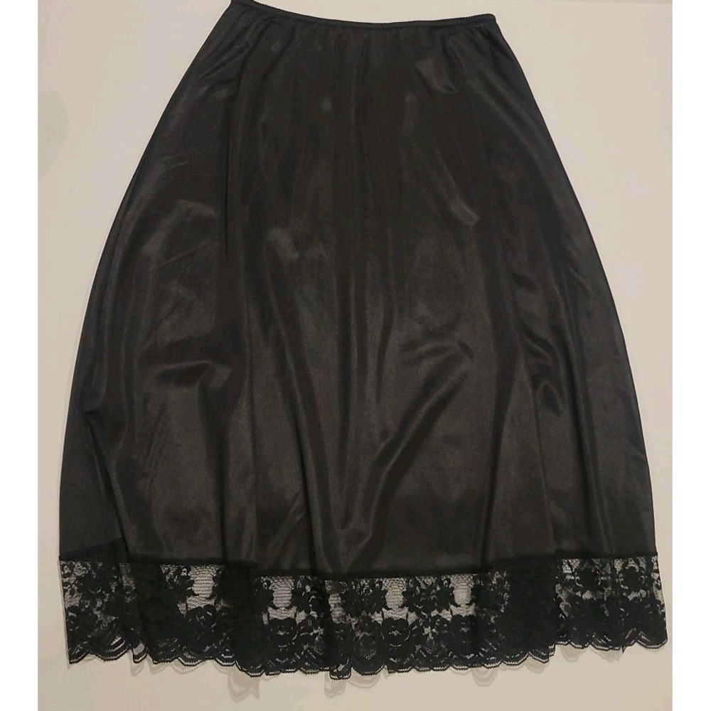 Vtg Maidenform Half Slip Chantilly Lace Hem Antron Nylon Black Union USA Sz L